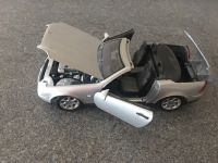 Modell 1:18 Mercedes-Benz SLK-Klasse 230 R170 von Maisto Wandsbek - Hamburg Dulsberg Vorschau