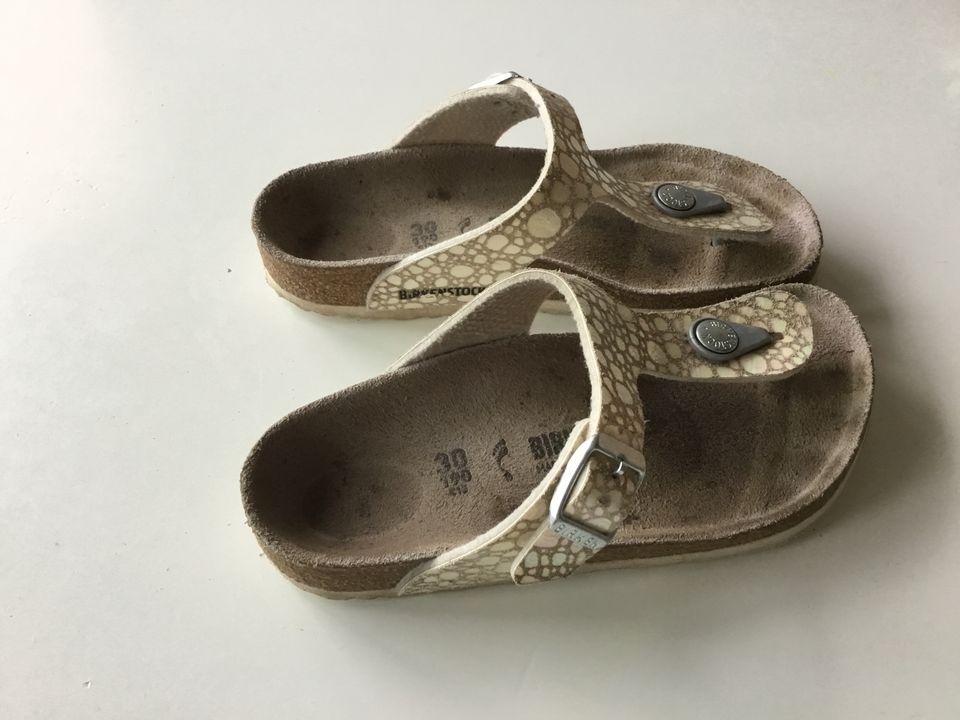 Birkenstock Größe 30 in Gnoien