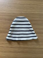 Minimalisma Beanie Newborn 0-3 M schwarz weiß gestreift Mütze Berlin - Steglitz Vorschau