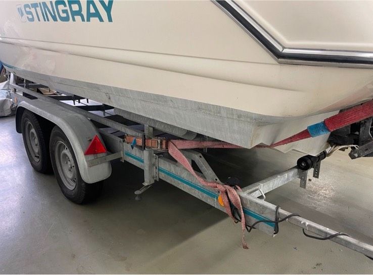 Schnelles Sportboot inkl. Trailer - Stingray, neuer Service inkl. in Dresden