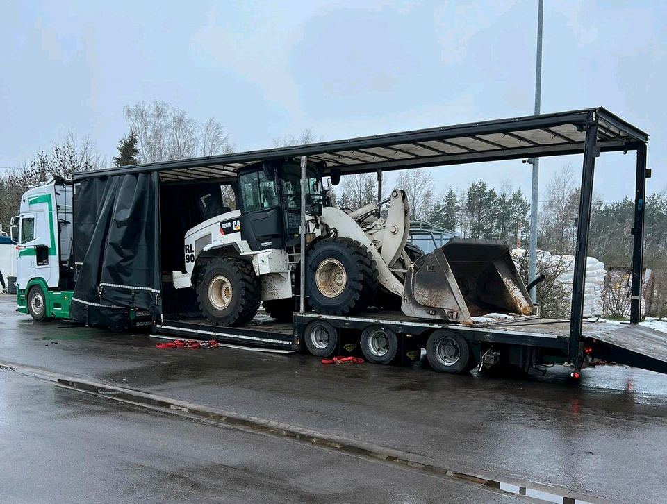 Transporte Spedition Radlader Bagger Minibagger Arbeitsbühnen Bau in Augsburg