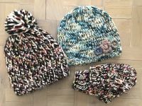 STRICKMÜTZEN HANDSCHUHE Dreierpack Pudelmütze Beanie Bunt meliert Leipzig - Engelsdorf Vorschau