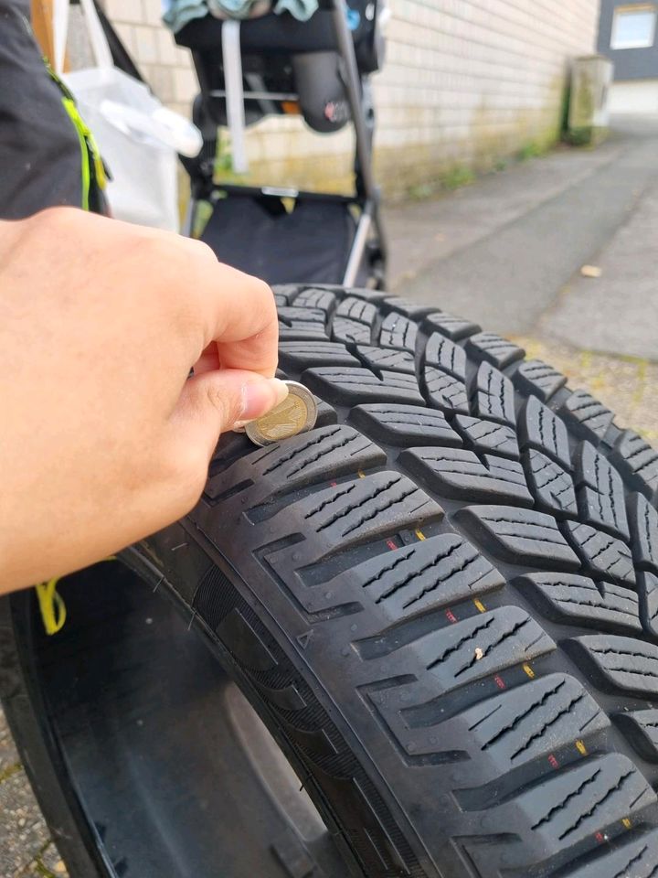 Alufelegen der Marke Borbet in Wuppertal