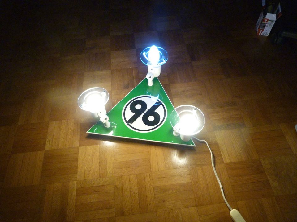 Hannover 96 Lampe Rarität ohne Leuchtmittel in Bad Salzdetfurth