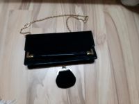 Clutch Handtasche schwarz Lack/Gold Hessen - Rüsselsheim Vorschau