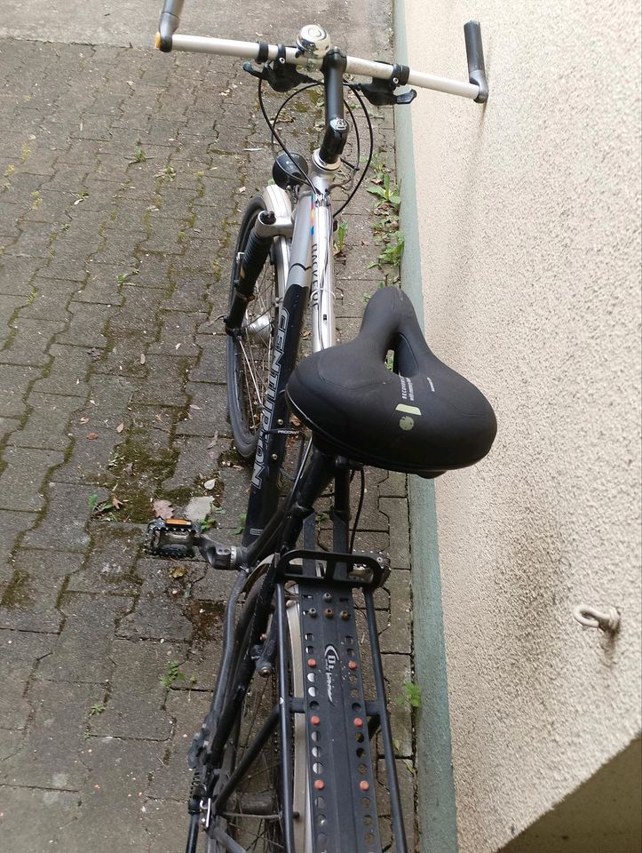 Gebrauchte Fahrrad in Küssaberg