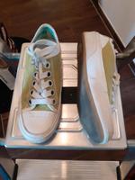 Sneaker grün Größe 37 München - Moosach Vorschau