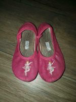 Gymnastikschuhe Ballerinas Hausschuhe pink glitzer Gr.31 Rostock - Brinckmansdorf Vorschau