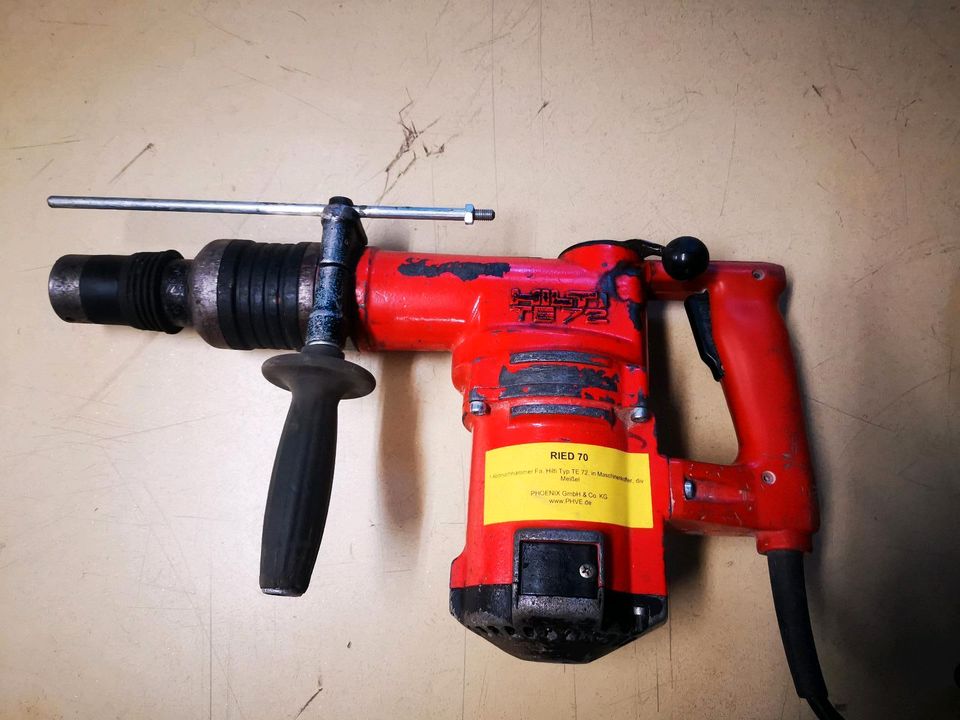 Bohrhammer Hilti TE17 Spit 351 Makita HR2800 kabelgebunden in Buch