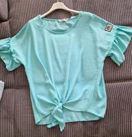 Sommer Bluse mit Rüschen und dem Binden Duisburg - Rumeln-Kaldenhausen Vorschau
