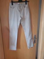 beige farbene Sommerhose v. Brax Bayern - Niederwerrn Vorschau