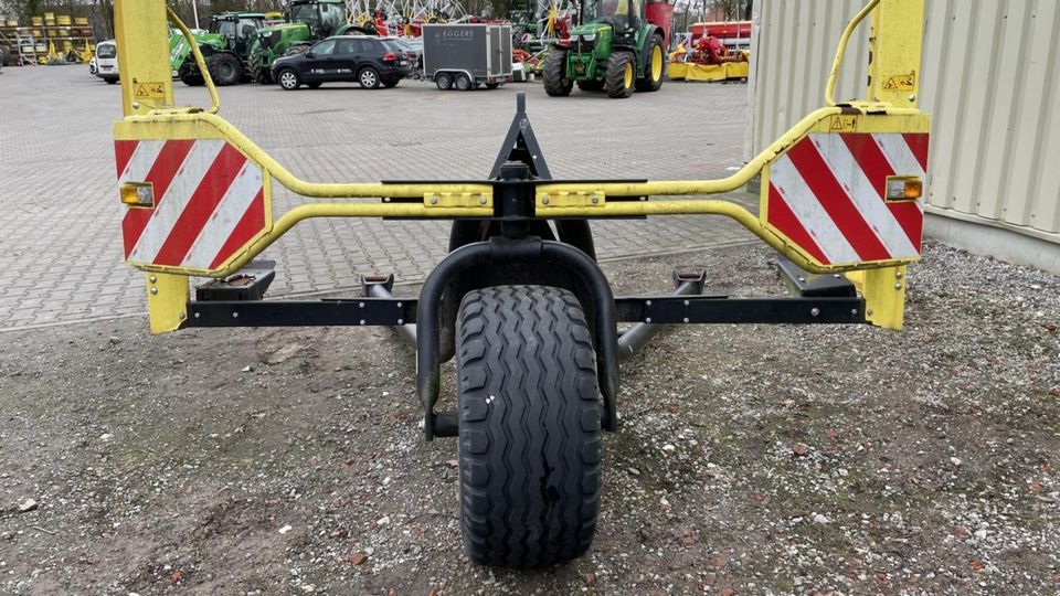 Zusatzfahrwerk für Kemper Maisgebiß in Neuenkirchen-Vörden