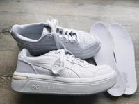 Asics Sneaker weiß Plateau Gr. 40 Hessen - Siegbach Vorschau