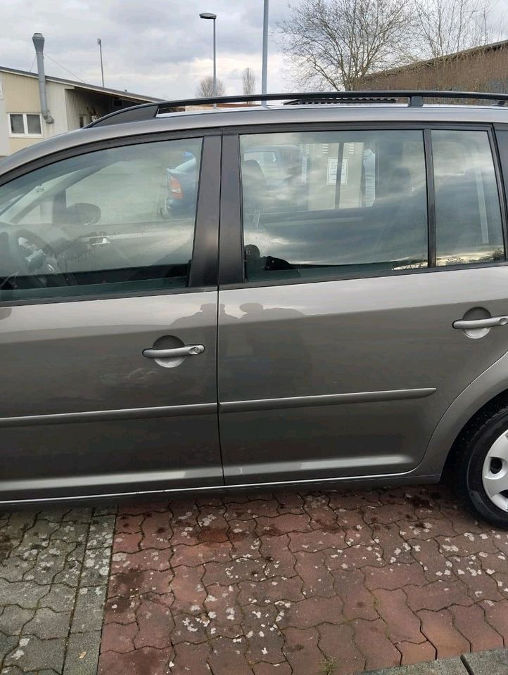 VW Touran 1.9TDI 5Sitzer in Beidenfleth