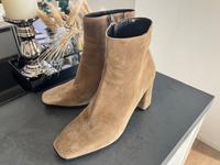 Kennel & Schmenger Wildleder Stiefelette beige Gr. 37 (4) Bayern - Hammelburg Vorschau
