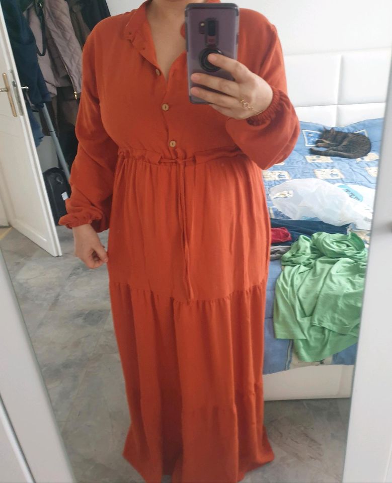 Ganz neue kleid in Garbsen