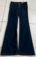 NEU GUESS SKINNY Jeans W26 Sarah Fit Denim Schlaghose Hose Stuttgart - Möhringen Vorschau