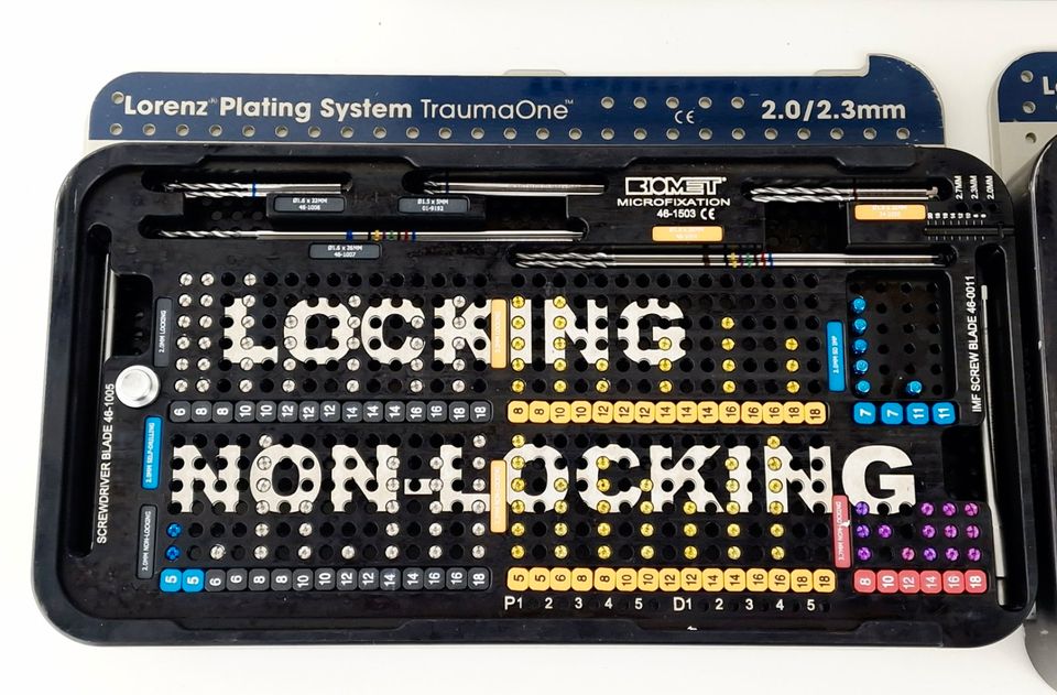 Zimmer Biomet Trauma One Mandible System Screws/Plates Tray in Paderborn