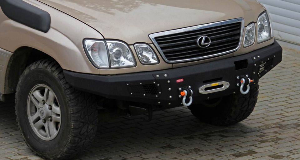 Frontstoßstange Toyota Land Cruiser J100 / Lexus LX 470 in Kevelaer