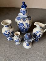 Verschiedene Vasen in Delfs Blau Nordrhein-Westfalen - Selfkant Vorschau
