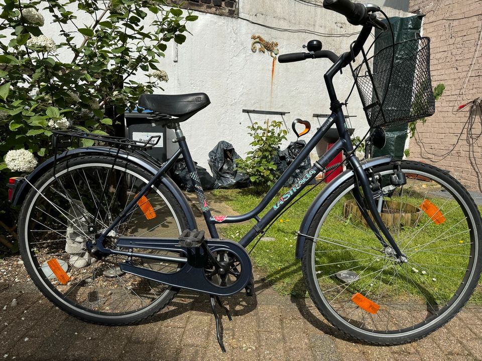 2 Fahrräder zu verkaufen in Duisburg