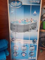 Intex Pool, Neu, Original verpackt! Mit Solarfolie, Schwimmbrett Hessen - Selters Vorschau