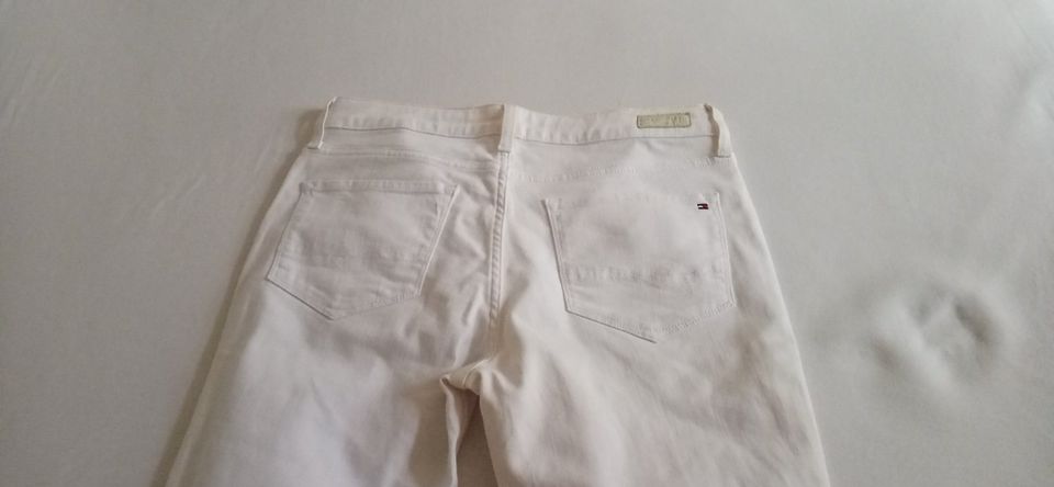 Tommy Hilfiger Jeans 31/32 Model Rome Straight Fit in Frankfurt am Main