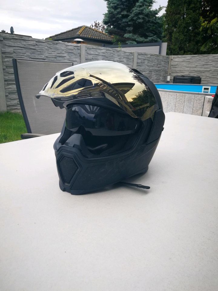 Icon Airflite Nocturnal full face Motorrad Helm 3 Monate jung in Hundisburg