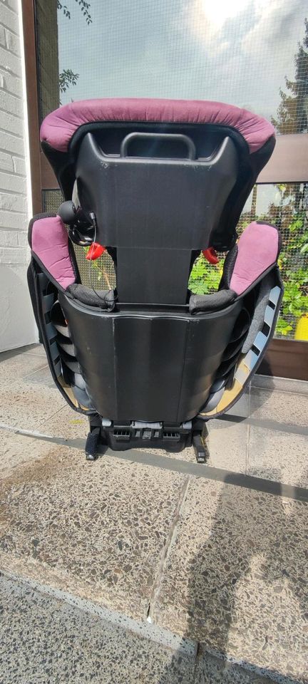 Auto-Kindersitz Monza Nova 2 Seatfix in Solingen