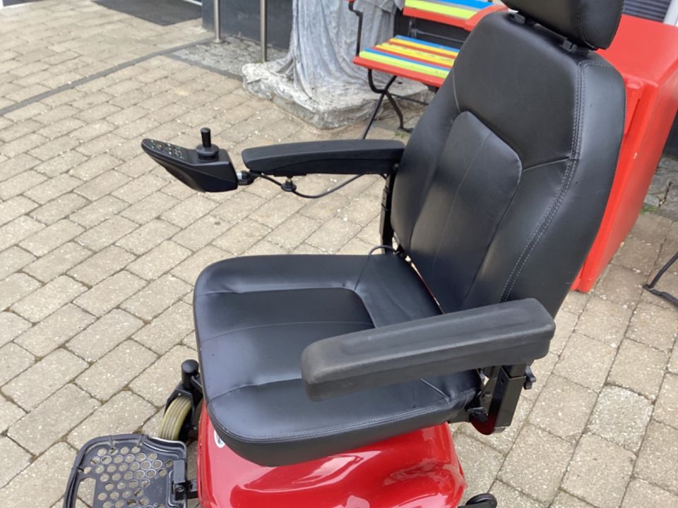 Elektrorollstuhl,Rollstuhl,Top für innen bis 136 kg Sb 49 cm in Kassel