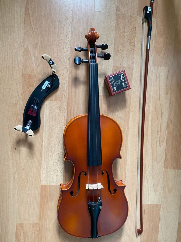 Geige 4/4 mit allem Zubehör (+Hülle) in Jena