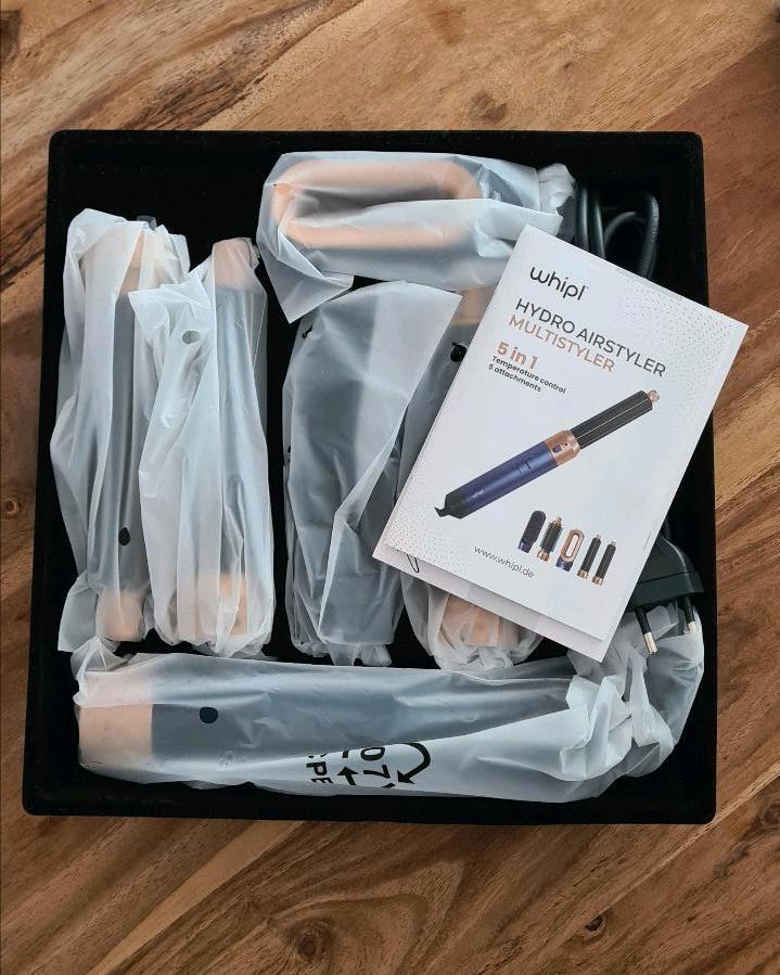 Hairstyler 5 in 1 NEU Lockenstab Glätteisen Rundbürste in Hammelburg