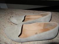 5th Avenue Leder Ballerina 39 Hausschuhe getragen Top Zustand Sachsen - Brandis Vorschau