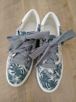 *NEU!* Sneaker ESPRIT Palmen-Print Turnschuhe Größe 39 Bayern - Langerringen Vorschau