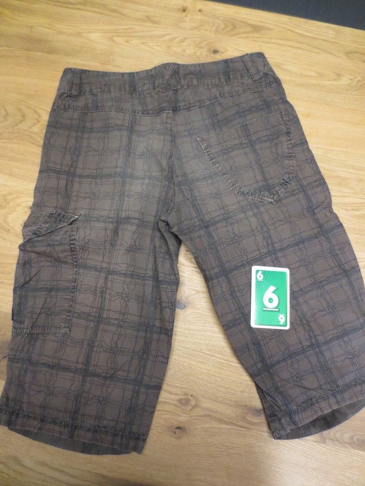 Shorts - kurze Hosen für Jungen Gr. 140, auch einzeln ab 1,-€ in Künzell