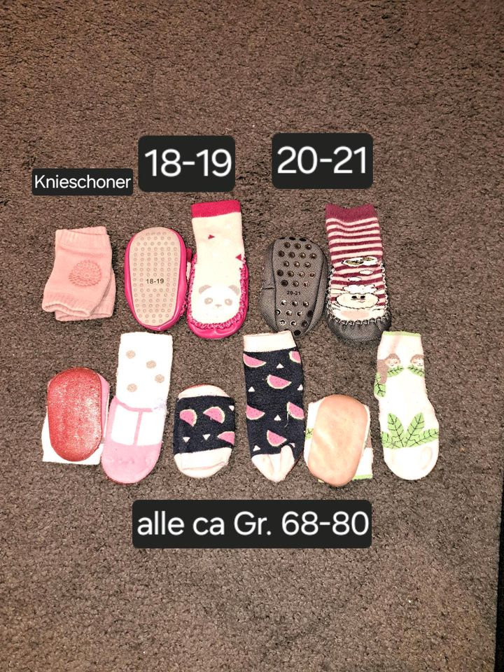 Kleiderpaket Gr. 74/80 248 Teile GÜNSTIG ZU VERKAUFEN in Groß Meckelsen