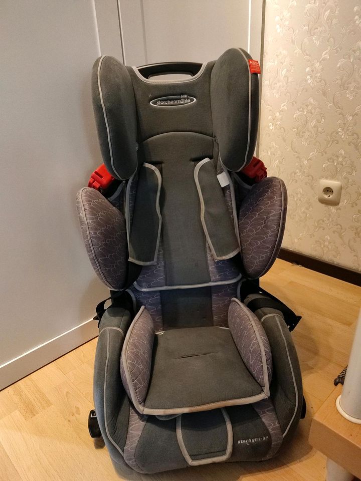 Kindersitz 9-36 kg in Hamburg