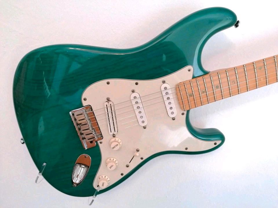ORIGINAL Fender American Deluxe Stratocaster Body grün rar TOP! in Straubing