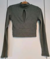 Amisu Crop Pullover Shirt grün Gr. S/36 TOP Nordrhein-Westfalen - Höxter Vorschau