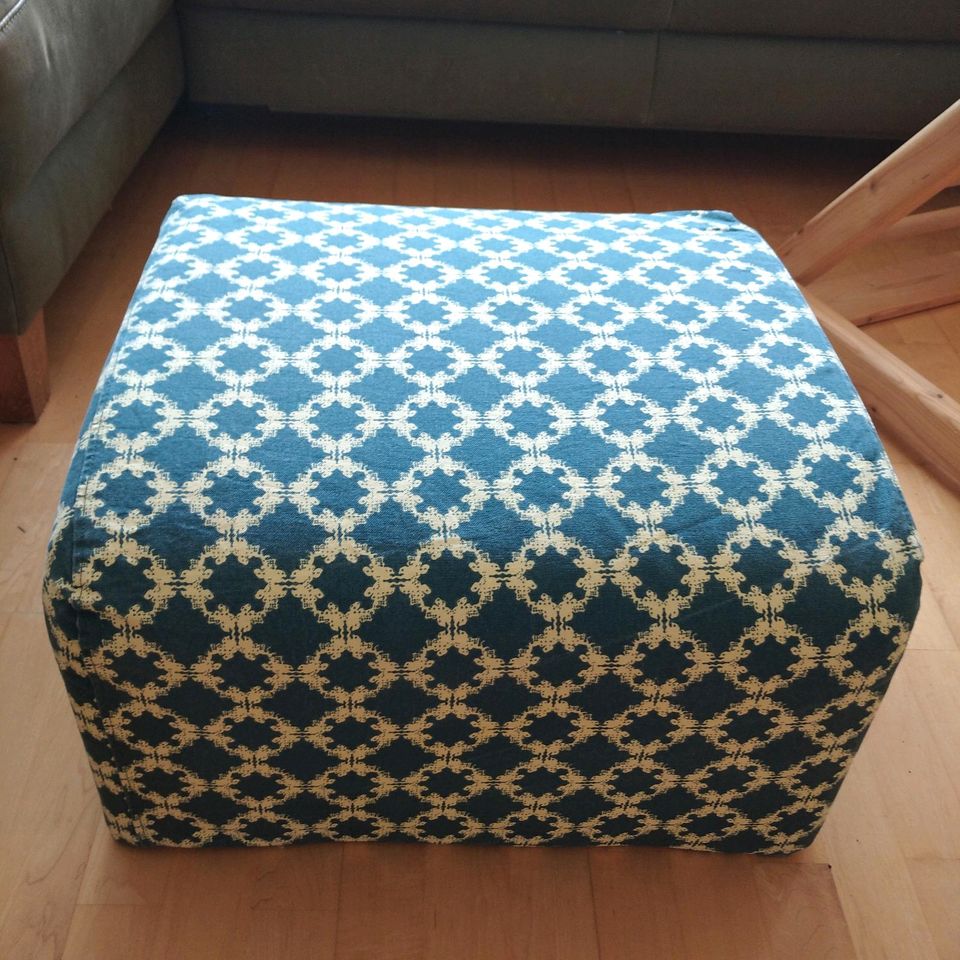 Hocker Ikea Klippan Retro Design in Freiburg im Breisgau