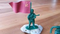 Soldaten Figuren/Spielzeugsoldaten/UDSSR Niedersachsen - Lindhorst Vorschau