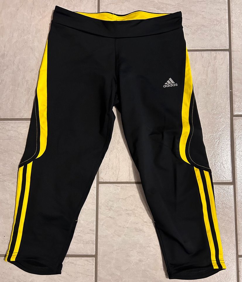 Adidas Damen, Capri Hose in Neunkhausen