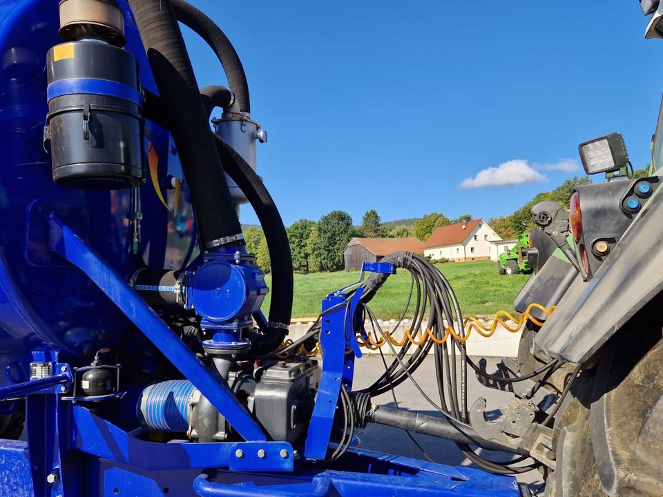 Güllefass Vakuumfass Pumpfass Schlitzgerät 7m 16500l in Tiefenbach Oberpf