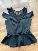 Guess Top / Shirt T-Shirt Spitze Schwarz Gr. S Nordrhein-Westfalen - Bergkamen Vorschau