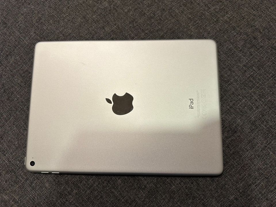 iPad Model A1566 in Unterleinleiter