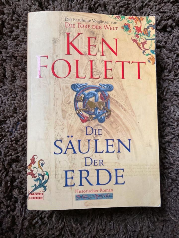 Die Säulen der Erde von Ken Follet in Lutzerath