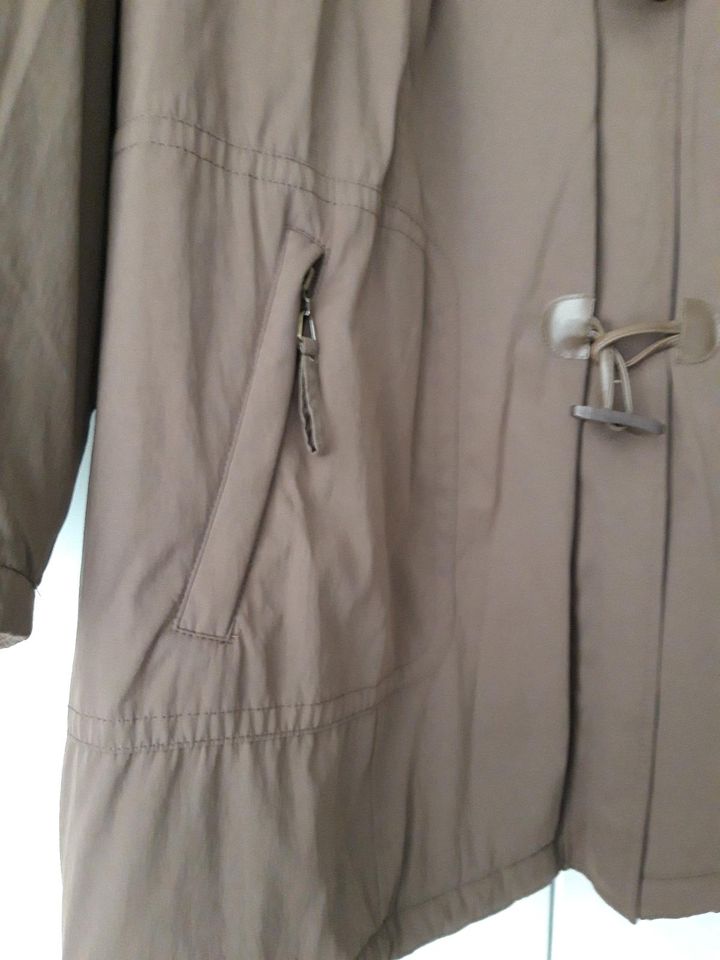 Jacke Dufflecoat wattiert braun Gr. 52 in Hof (Saale)