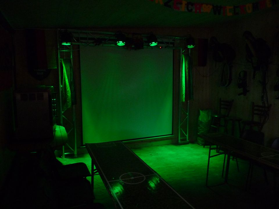 EM 2024/Traverse/Licht/Leinwand/Beamer/Band/DJ/Proberaum etc. in Arholzen