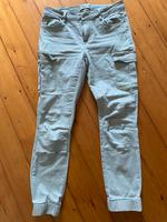 Only Strech Cargo Jeans Gr.40 grün Nordrhein-Westfalen - Warburg Vorschau