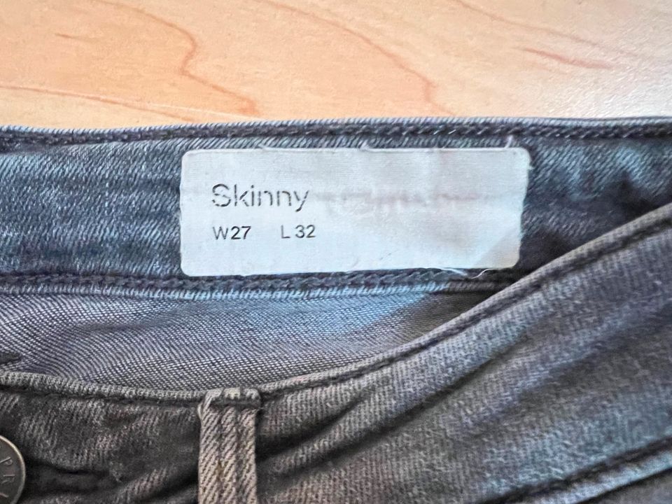 ESPRIT Jeans mit Stretchkomfort SKINNY medium rise  GREY 27/32 in Böhmenkirch